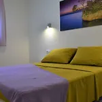 Meryl St - Two Bedroom With Sea View