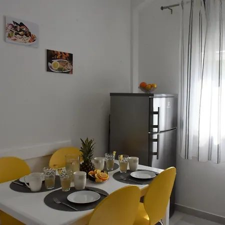 דירה Meryl St - Two Bedroom With Sea View *
