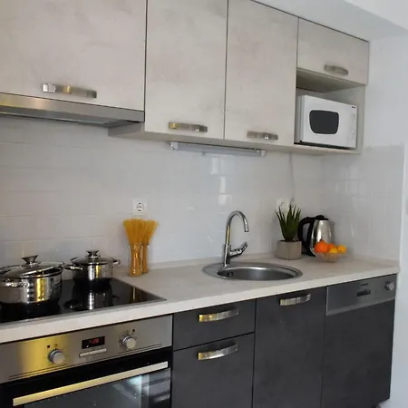 דירה Meryl St - Two Bedroom With Sea View Mravince